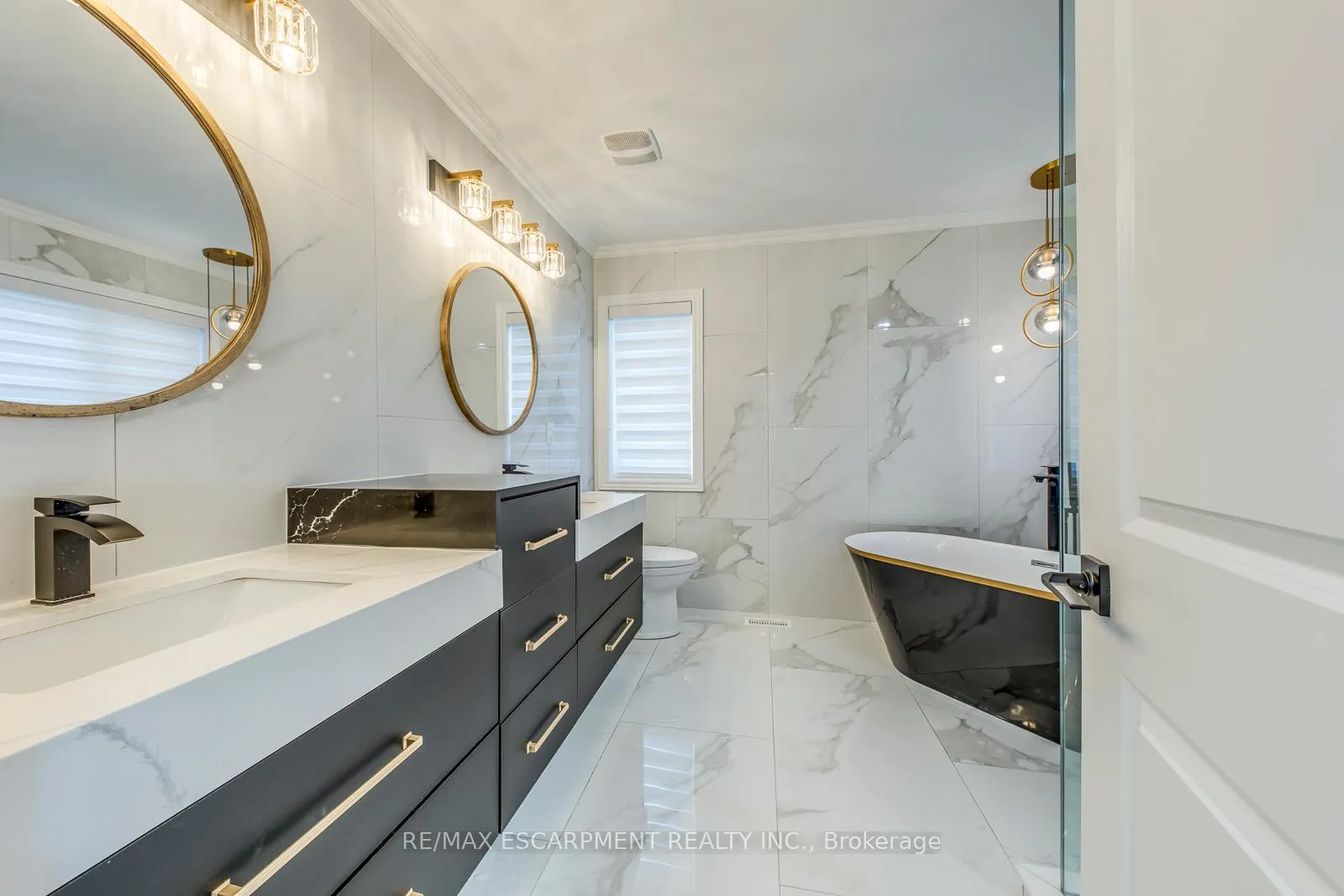 Photo 24 of 3937 Leonardo Street, Burlington, Alton — HOMEH