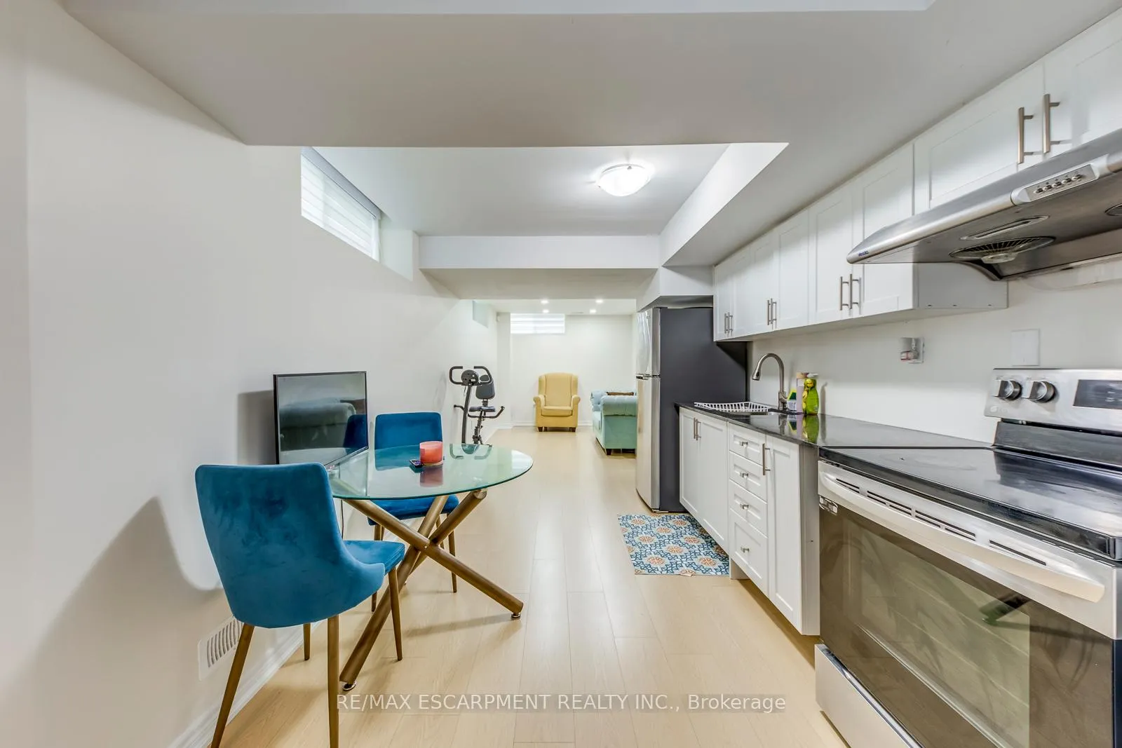 Photo 37 of 3937 Leonardo Street, Burlington, Alton — HOMEH