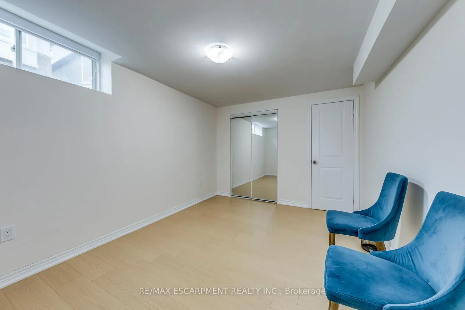 Photo 41 of 3937 Leonardo Street, Burlington, Alton — HOMEH