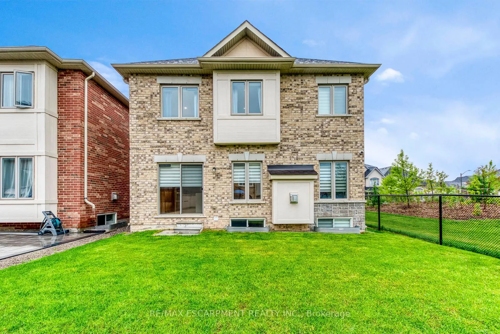 Photo 48 of 3937 Leonardo Street, Burlington, Alton — HOMEH