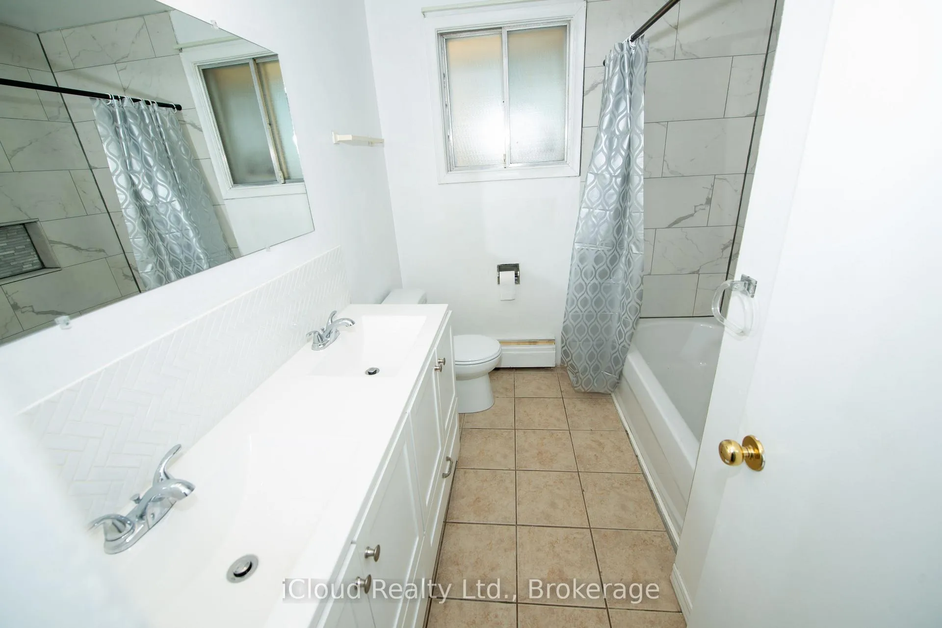 Photo 11 of 536 Glen Forrest Boulevard, Waterloo, Lakeshore Village — HOMEH