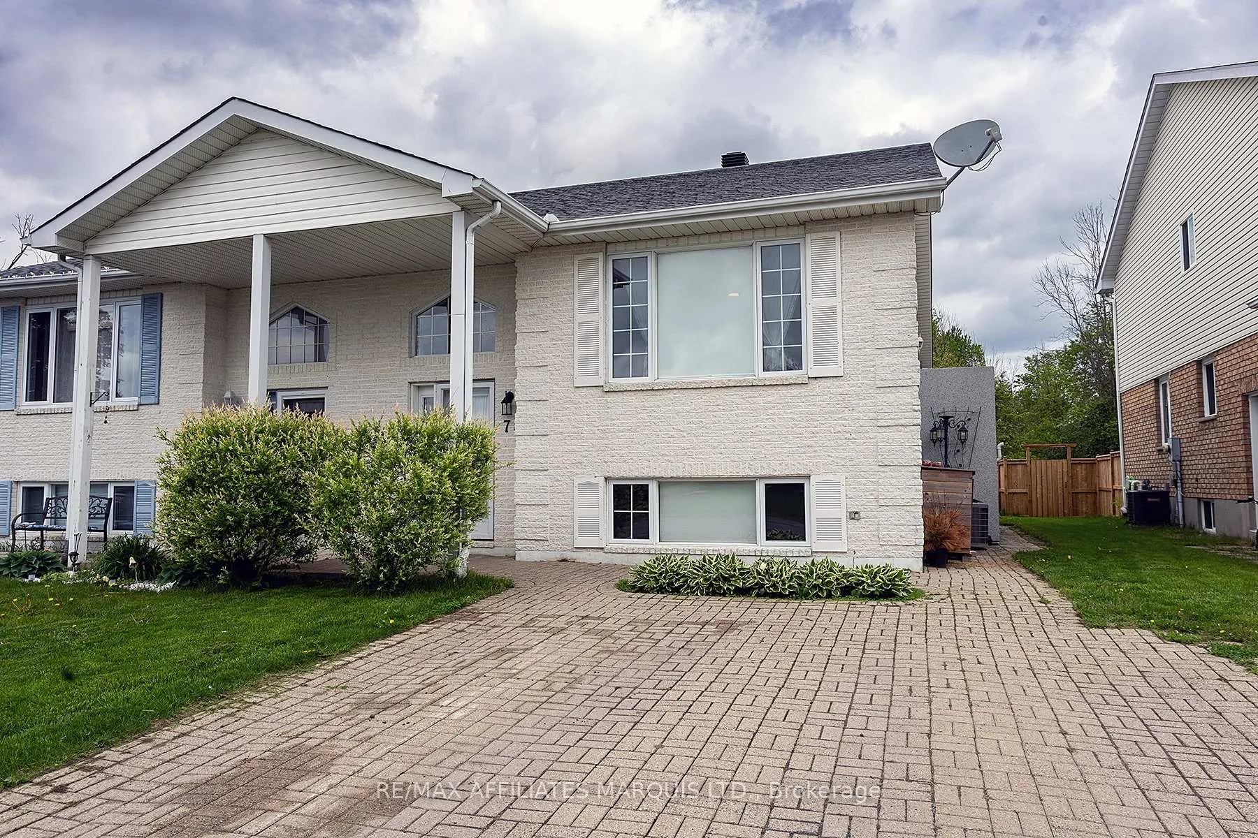 Photo 1 of 76 Rowan Drive, South Dundas, Morrisburg — HOMEH