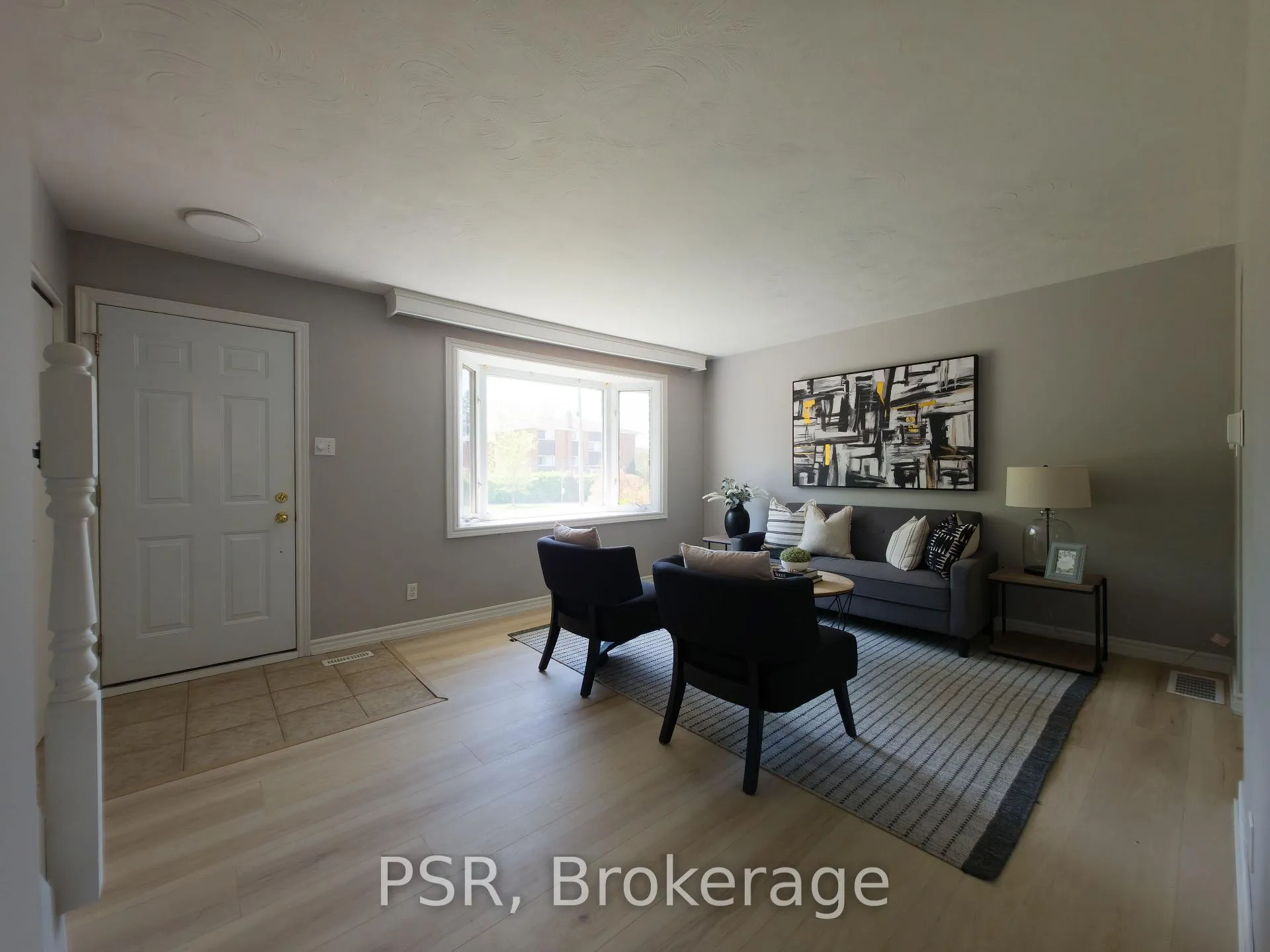 Photo 2 of 11 Elmsdale Drive, Kitchener, Meinzinger — HOMEH