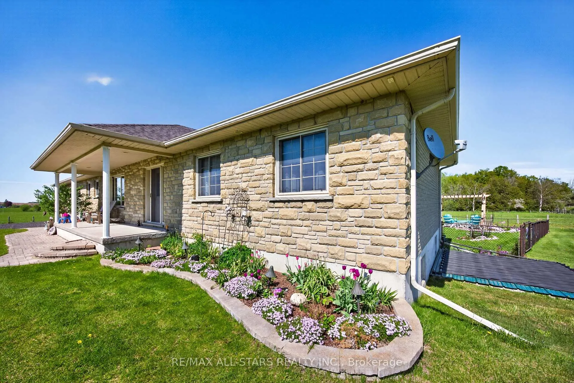 Photo 6 of 352 County RD 46, Kawartha Lakes, Oakwood — HOMEH