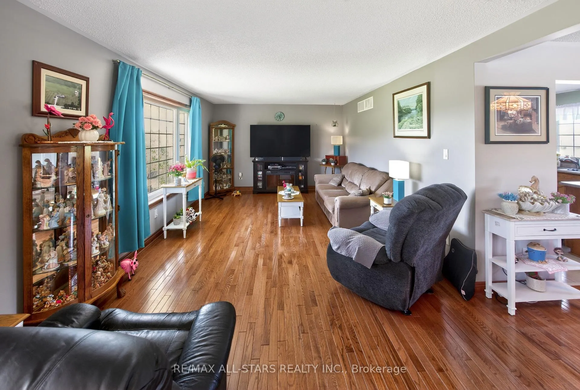 Photo 10 of 352 County RD 46, Kawartha Lakes, Oakwood — HOMEH