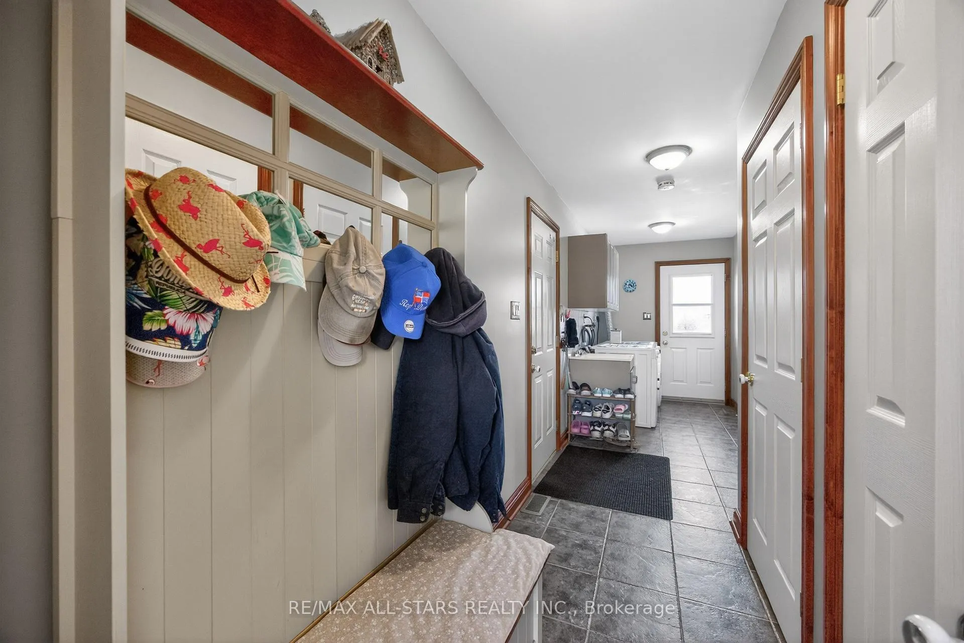 Photo 19 of 352 County RD 46, Kawartha Lakes, Oakwood — HOMEH
