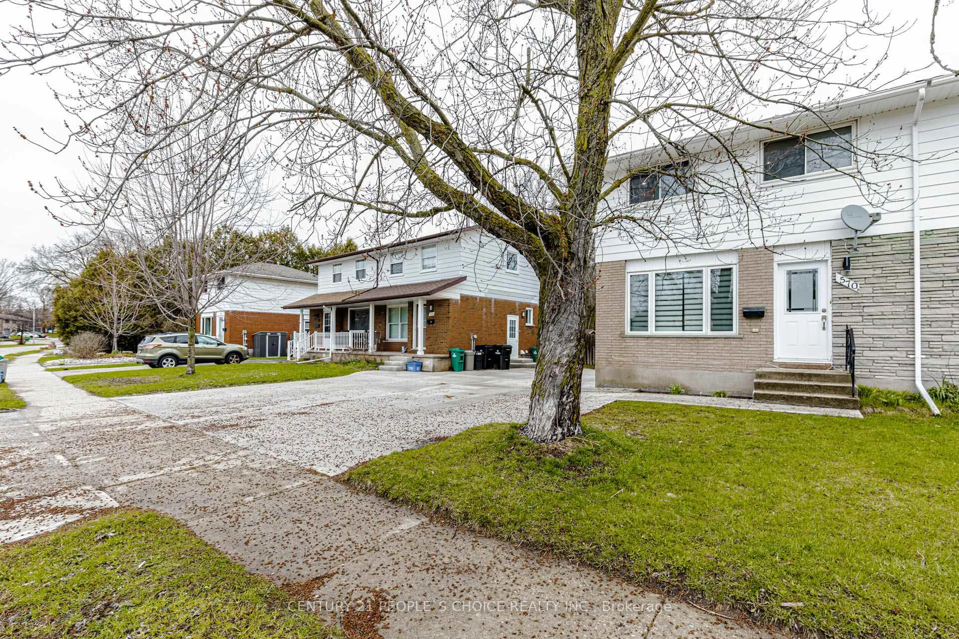 Photo 2 of 570B Glen Forrest Boulevard, Waterloo — HOMEH