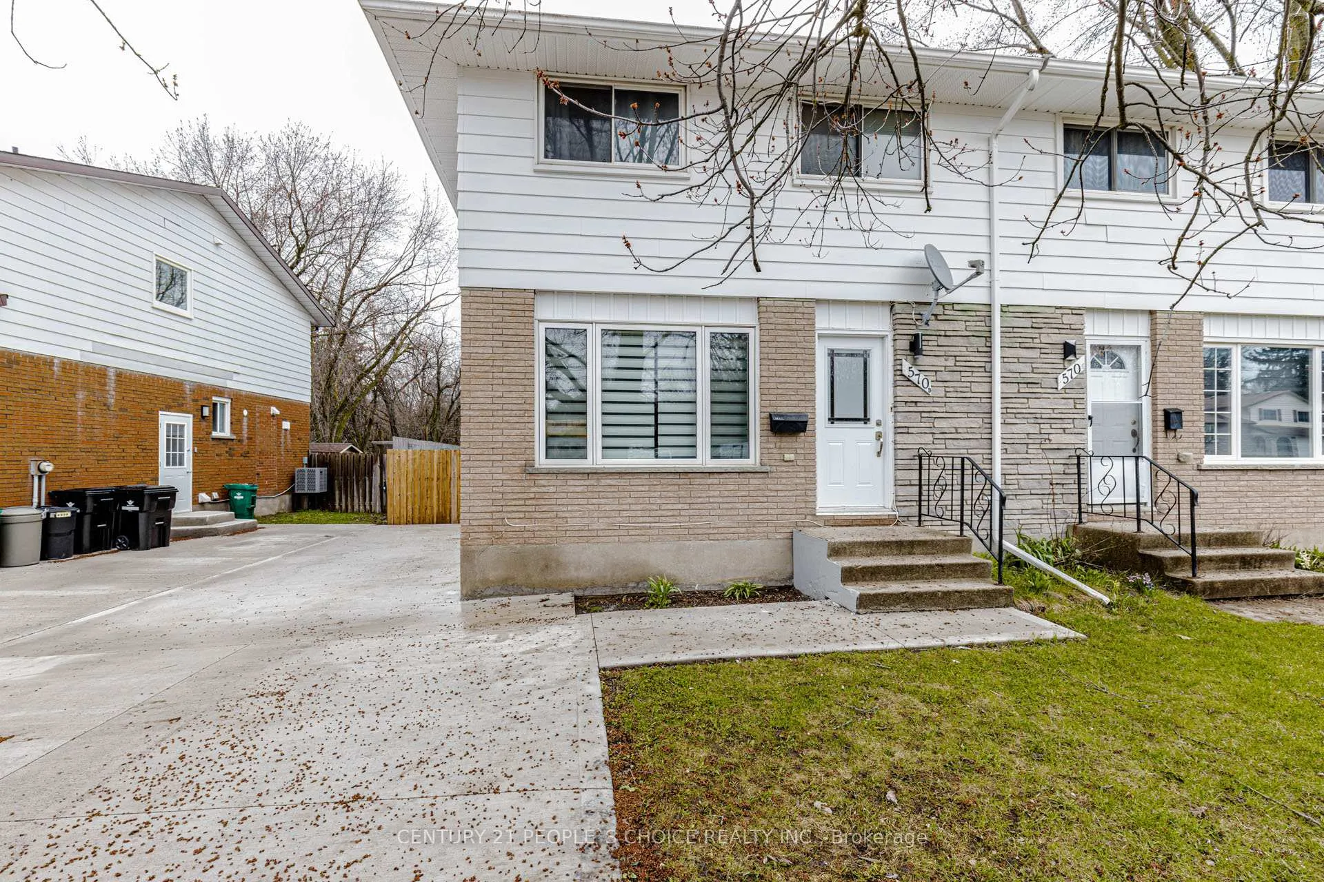 Photo 3 of 570B Glen Forrest Boulevard, Waterloo — HOMEH