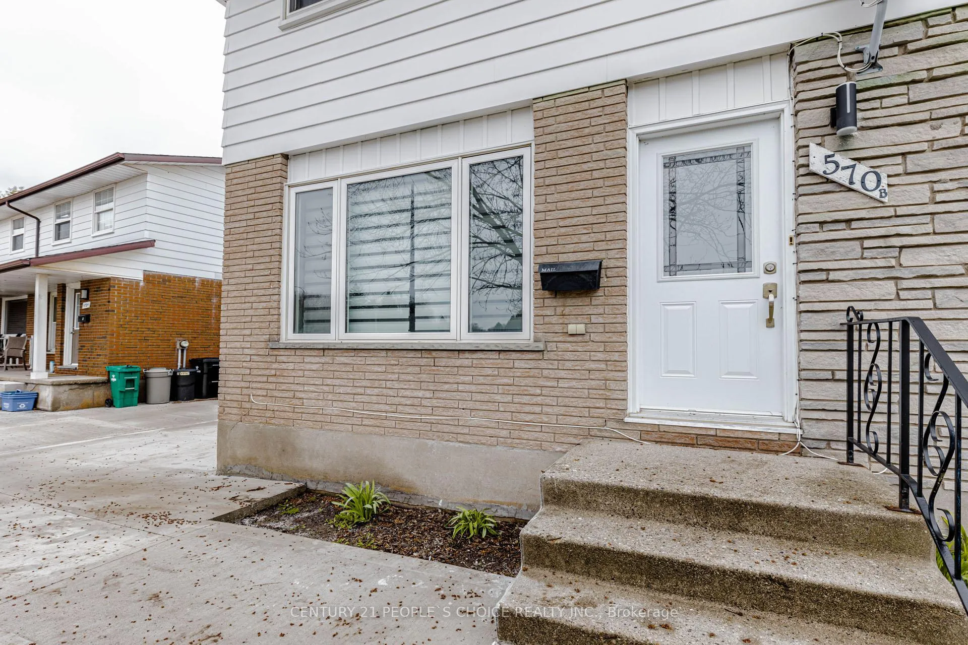 Photo 4 of 570B Glen Forrest Boulevard, Waterloo — HOMEH