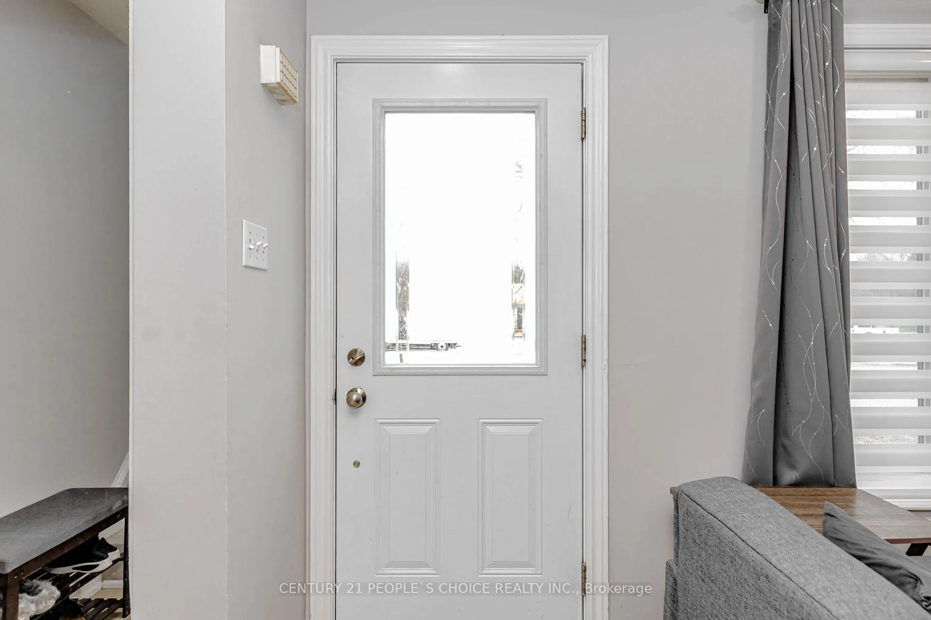 Photo 5 of 570B Glen Forrest Boulevard, Waterloo — HOMEH