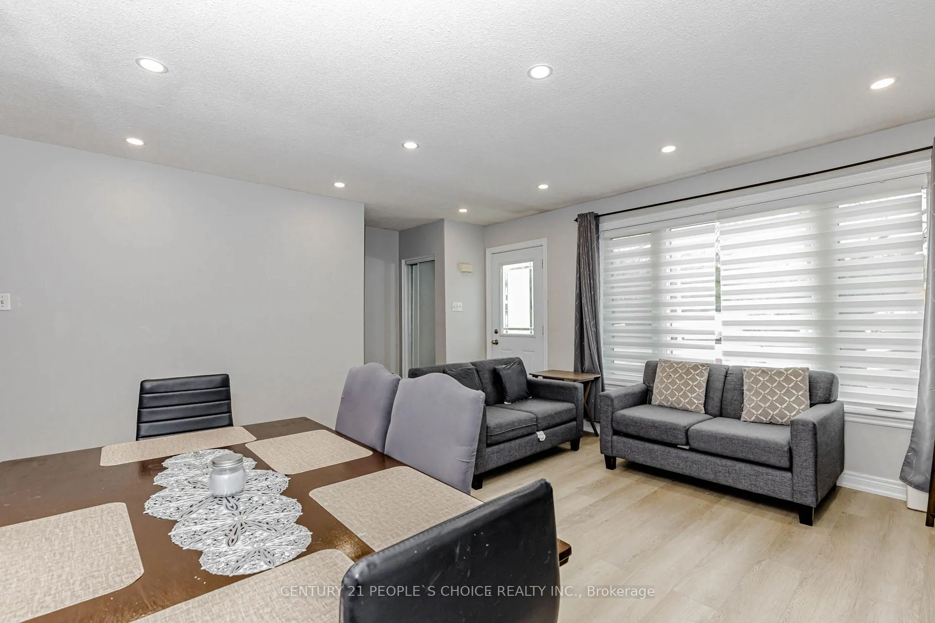 Photo 10 of 570B Glen Forrest Boulevard, Waterloo — HOMEH