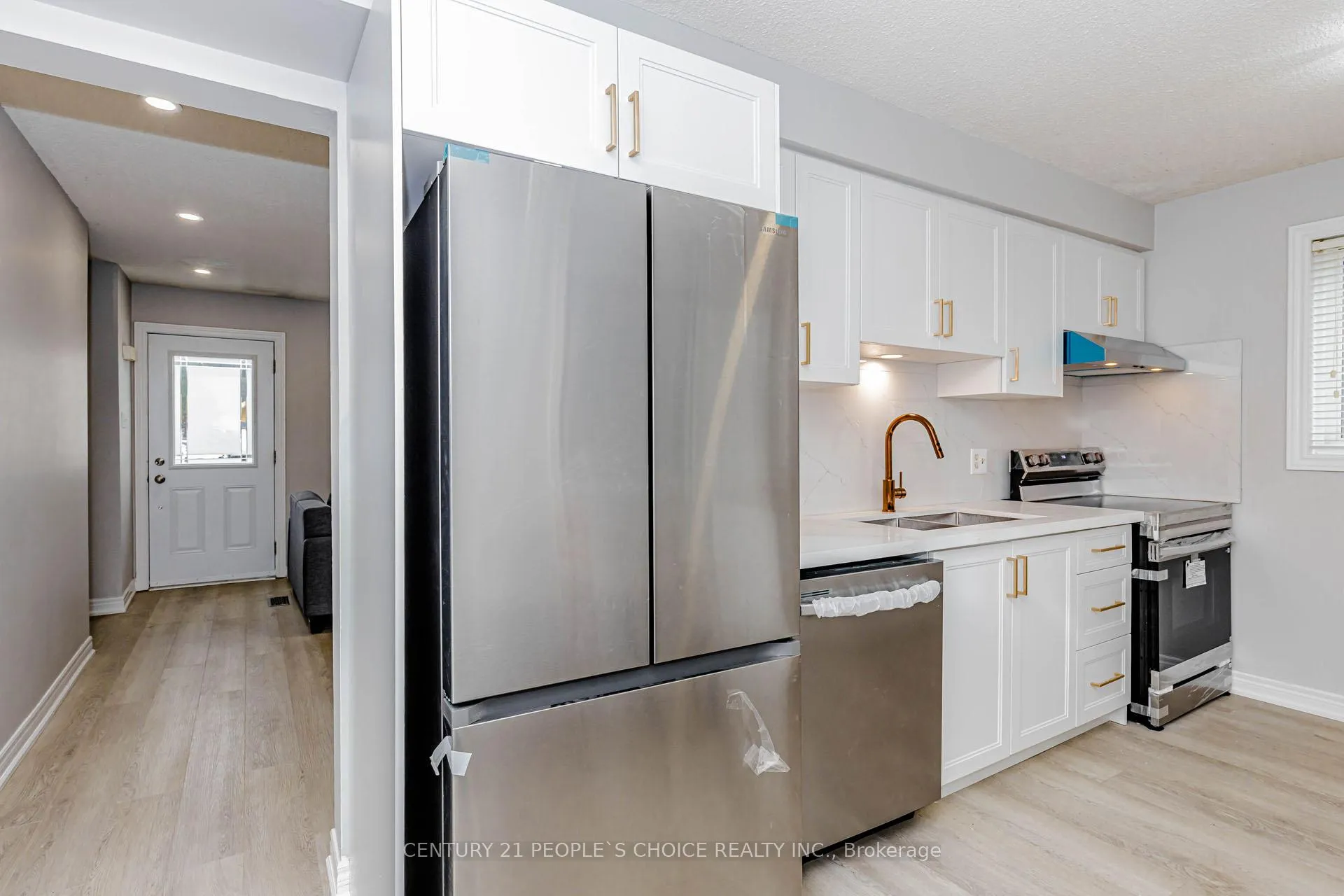 Photo 14 of 570B Glen Forrest Boulevard, Waterloo — HOMEH