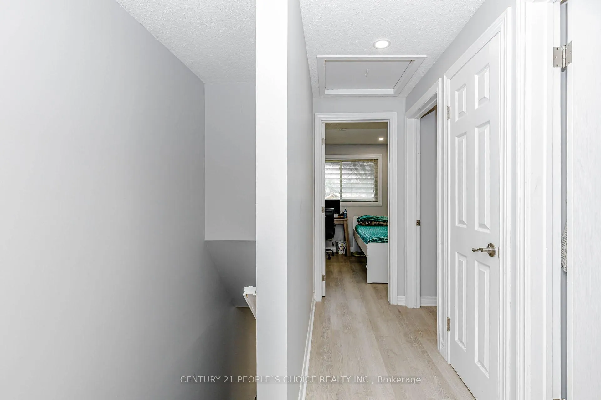 Photo 22 of 570B Glen Forrest Boulevard, Waterloo — HOMEH