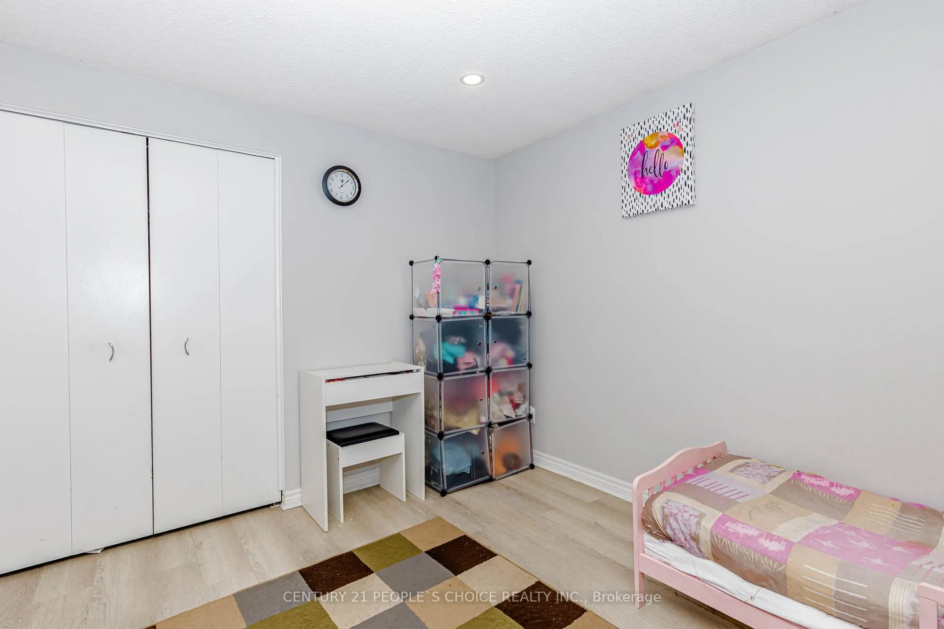 Photo 50 of 570B Glen Forrest Boulevard, Waterloo — HOMEH