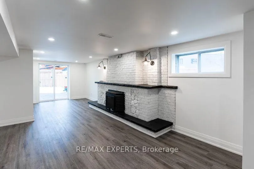 Photo 4 of Unit Bsmt, 107 Cabana Drive, North York, Humber Summit — HOMEH