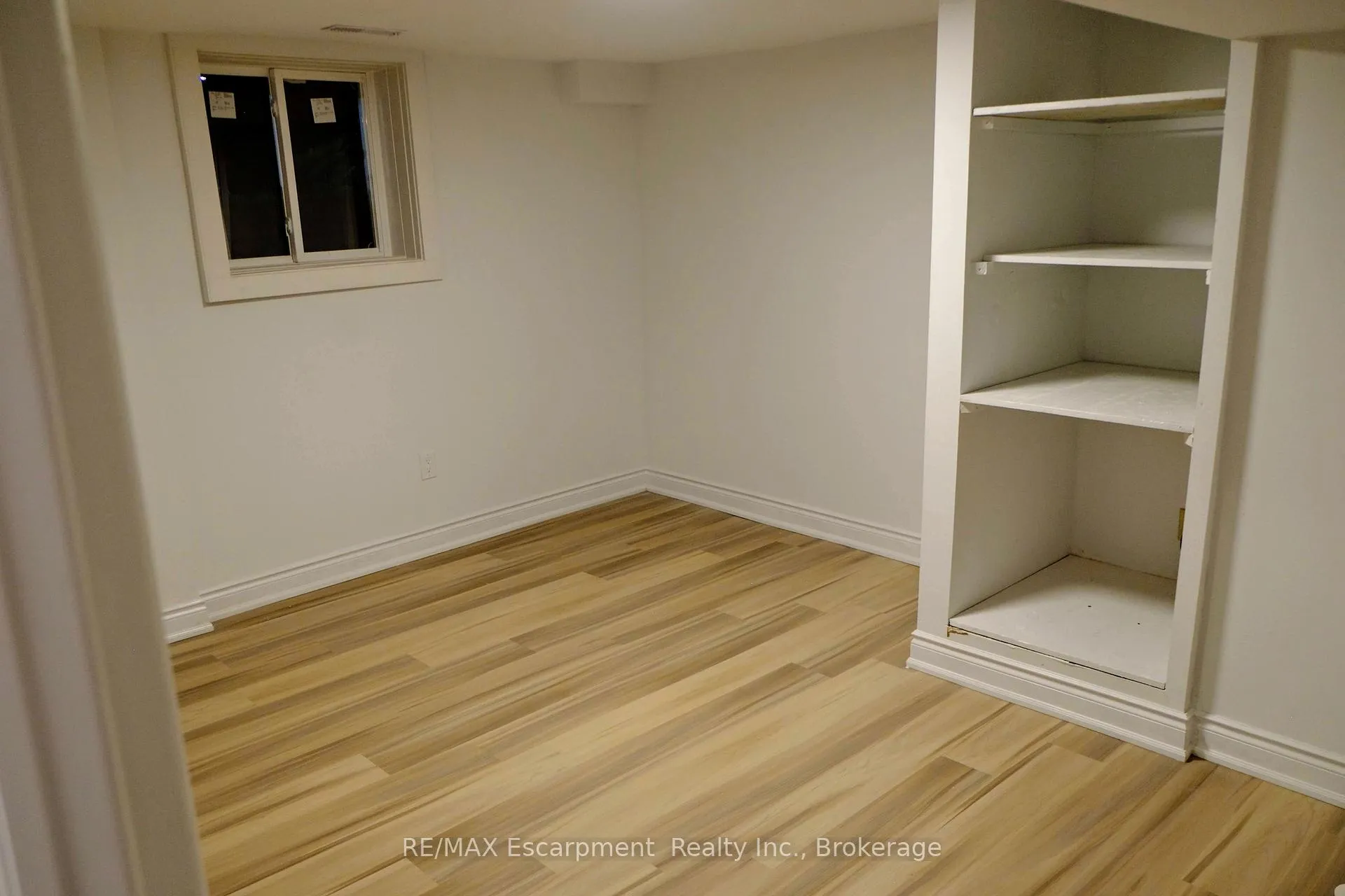 Photo 8 of Unit Lower, 118 Sackville Street, Toronto, Regent Park — HOMEH