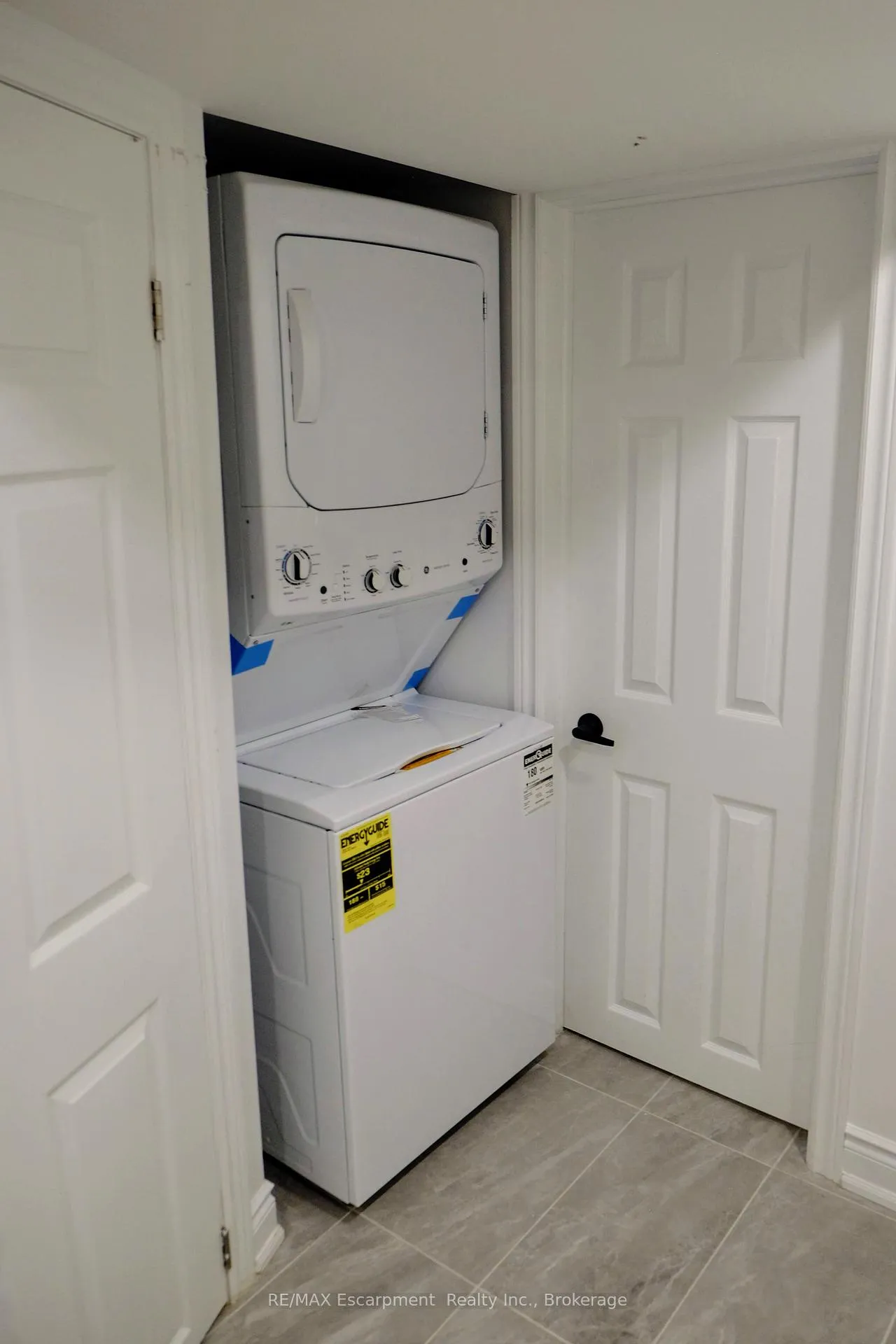 Photo 10 of Unit Lower, 118 Sackville Street, Toronto, Regent Park — HOMEH