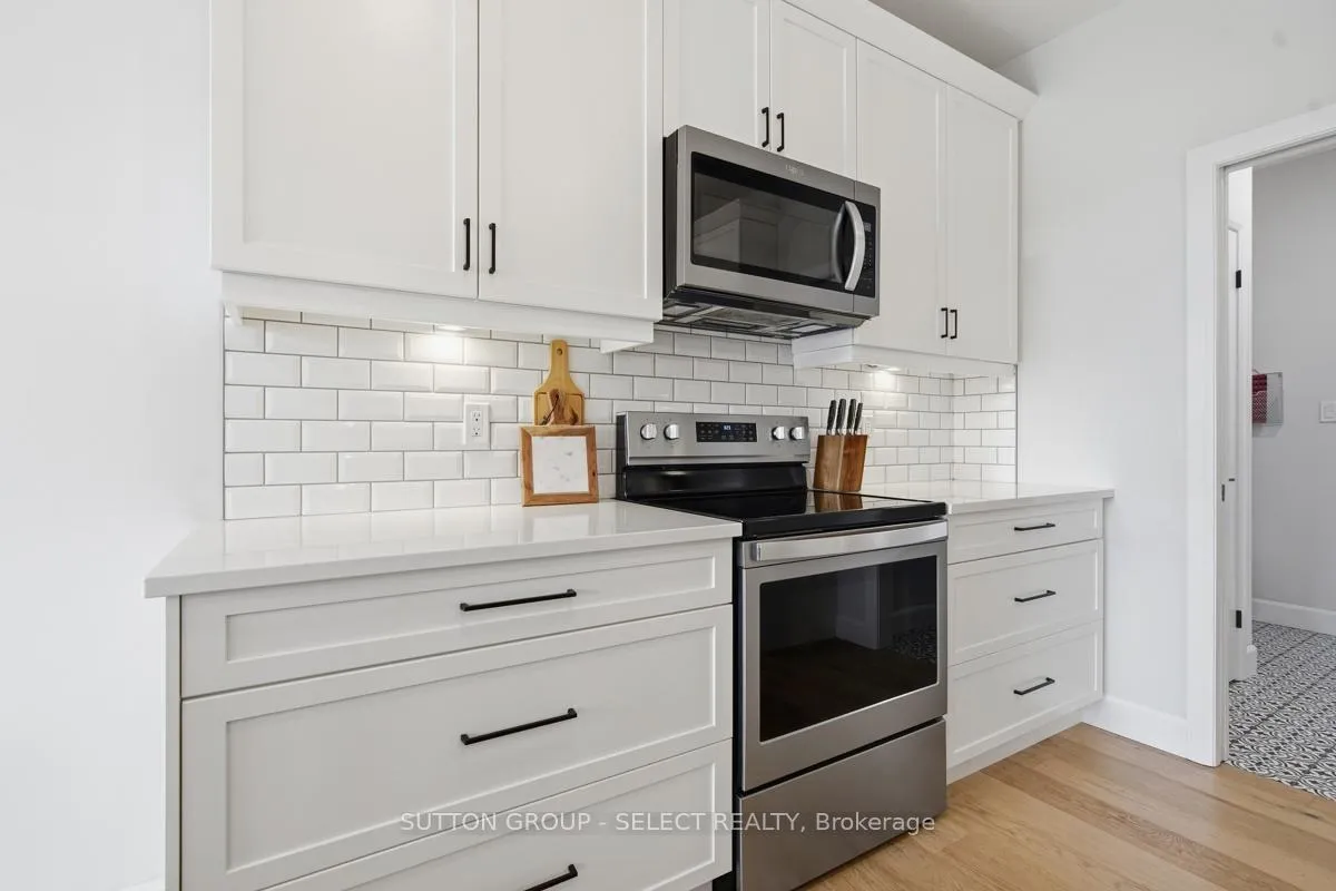 Photo 10 of Unit 49, 159 Collins Way, Strathroy-Caradoc, SE — HOMEH