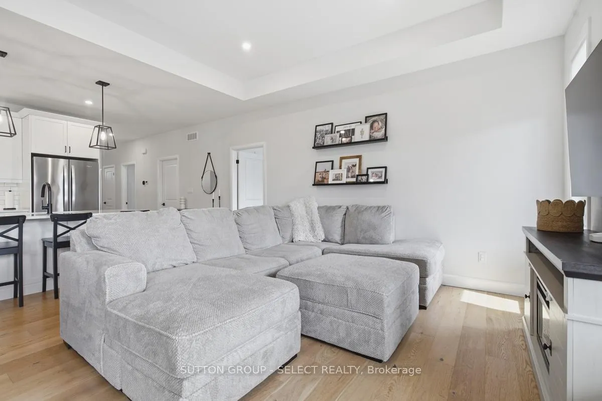 Photo 16 of Unit 49, 159 Collins Way, Strathroy-Caradoc, SE — HOMEH