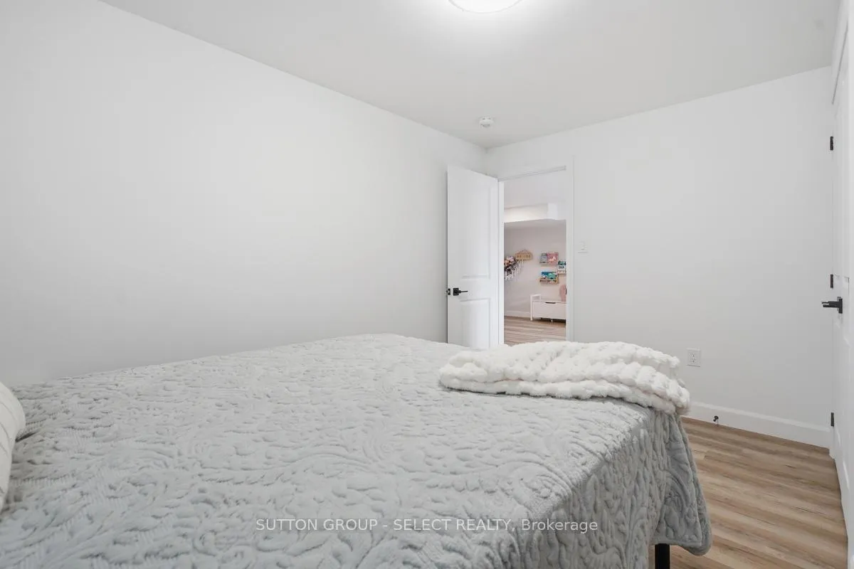 Photo 33 of Unit 49, 159 Collins Way, Strathroy-Caradoc, SE — HOMEH