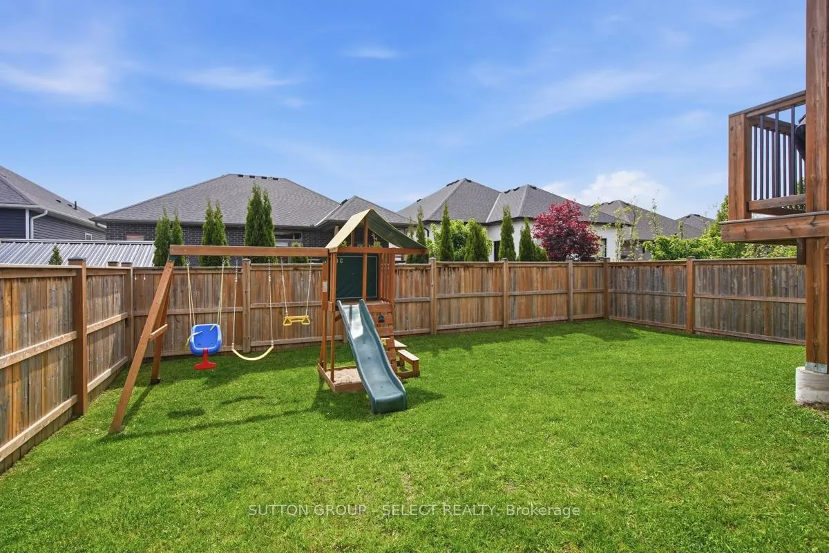 Photo 43 of Unit 49, 159 Collins Way, Strathroy-Caradoc, SE — HOMEH