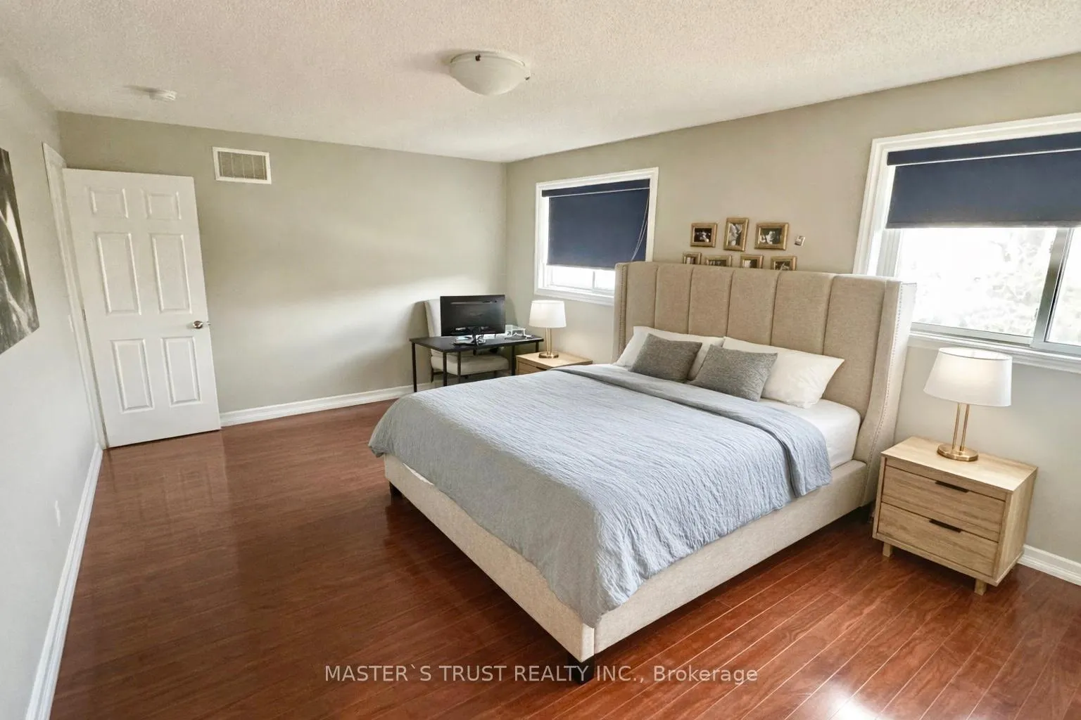 Photo 6 of 112 Krieghoff Avenue, Markham, Unionville — HOMEH