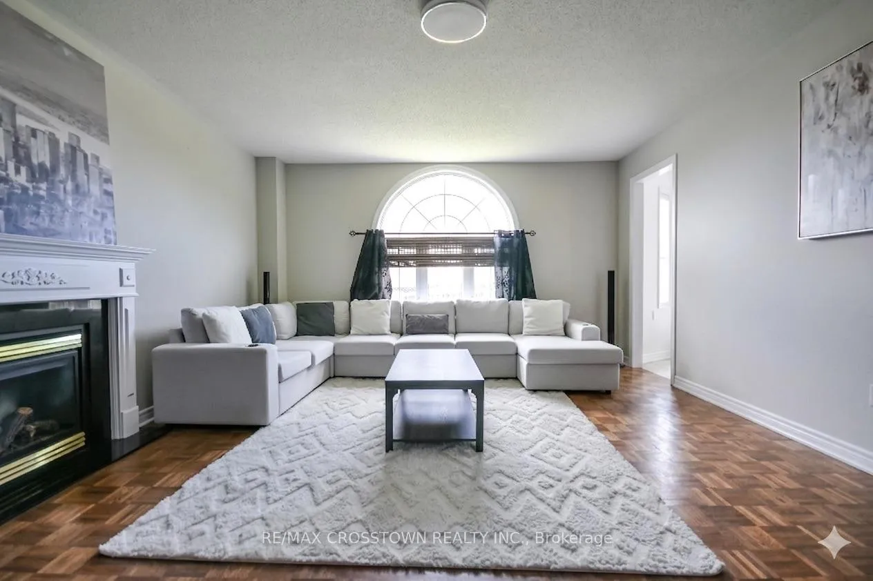 Photo 7 of 116 Esther Drive, Barrie, Painswick South — HOMEH