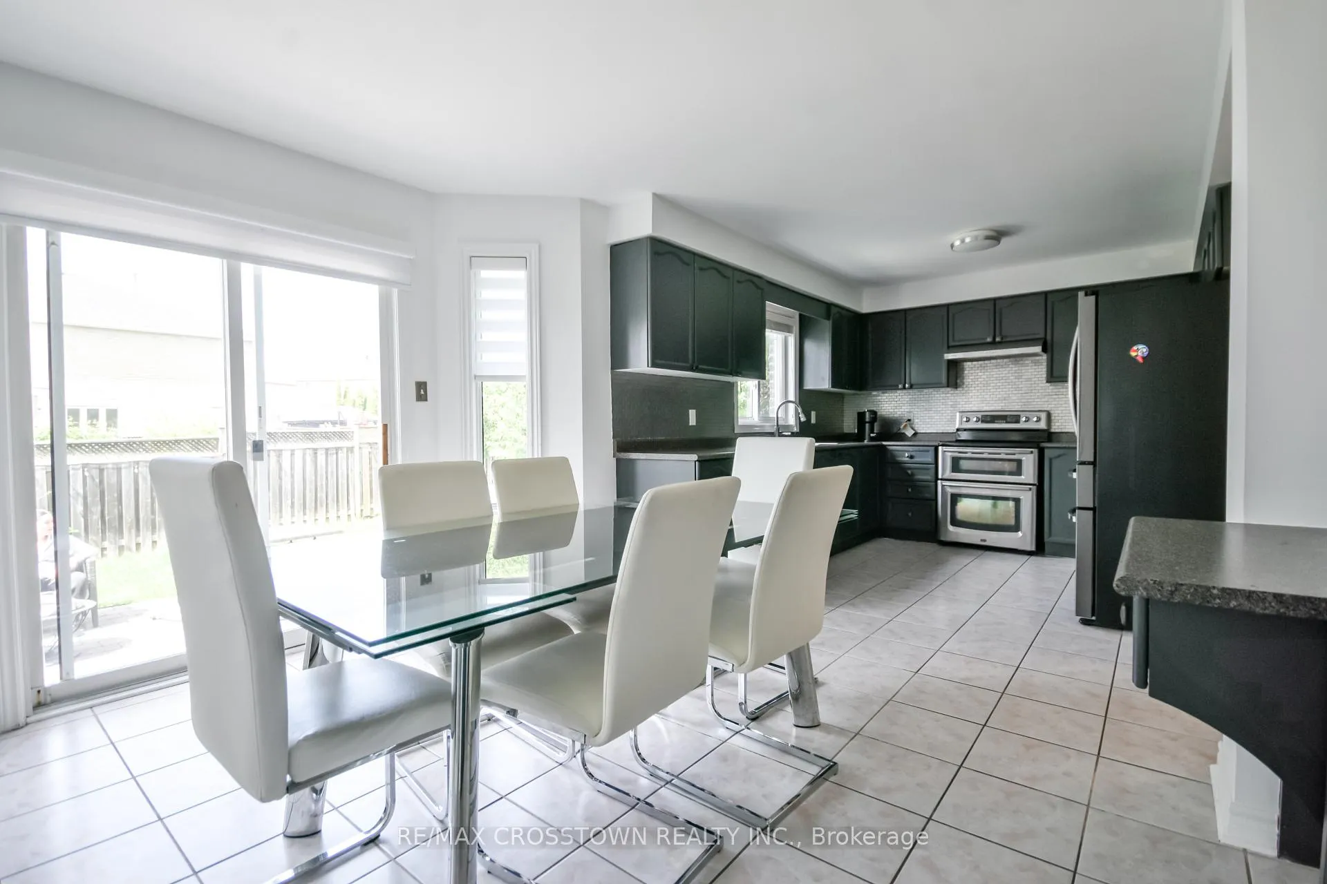 Photo 9 of 116 Esther Drive, Barrie, Painswick South — HOMEH