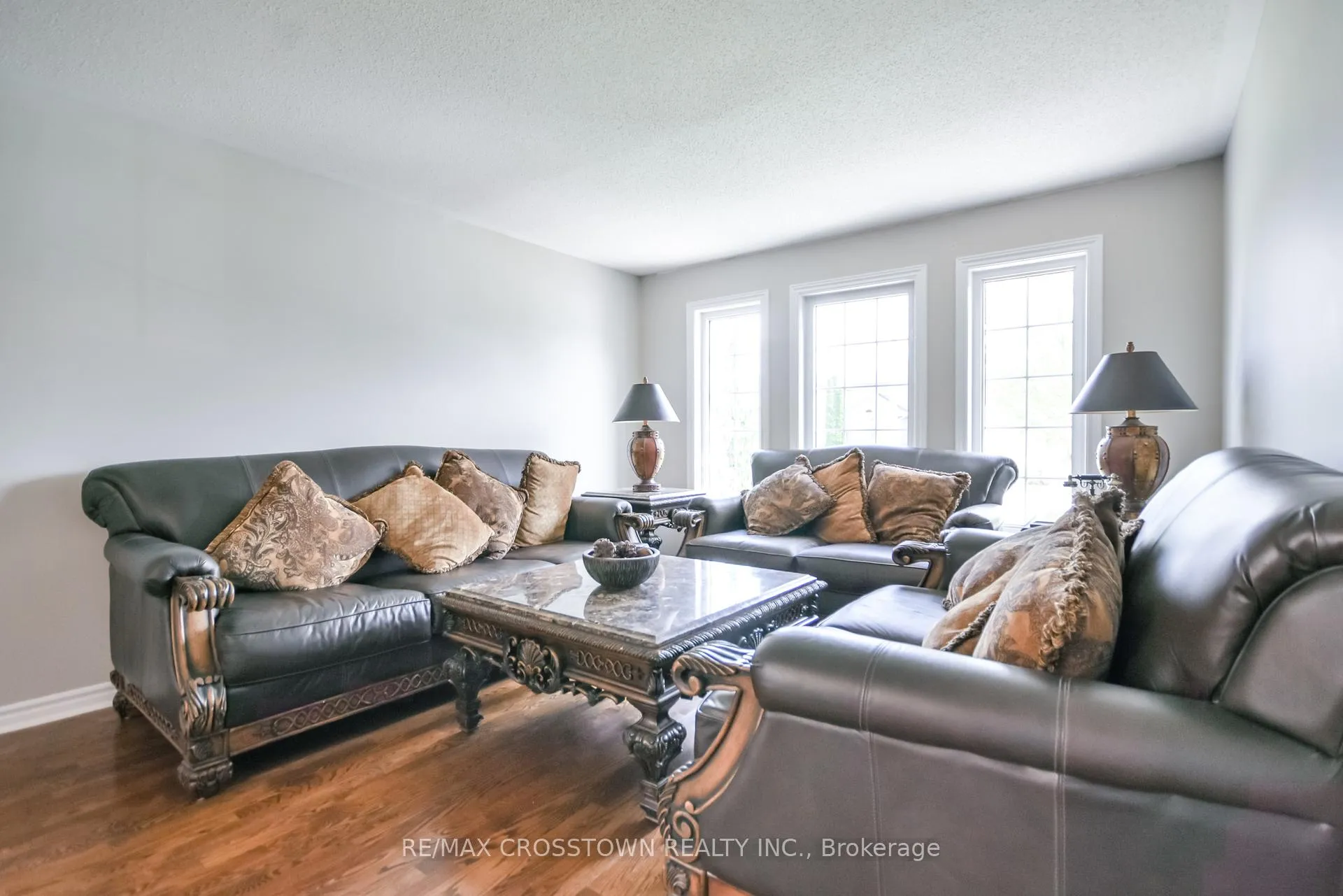 Photo 13 of 116 Esther Drive, Barrie, Painswick South — HOMEH