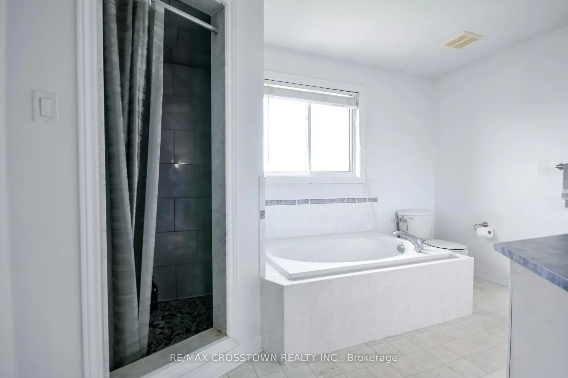 Photo 20 of 116 Esther Drive, Barrie, Painswick South — HOMEH