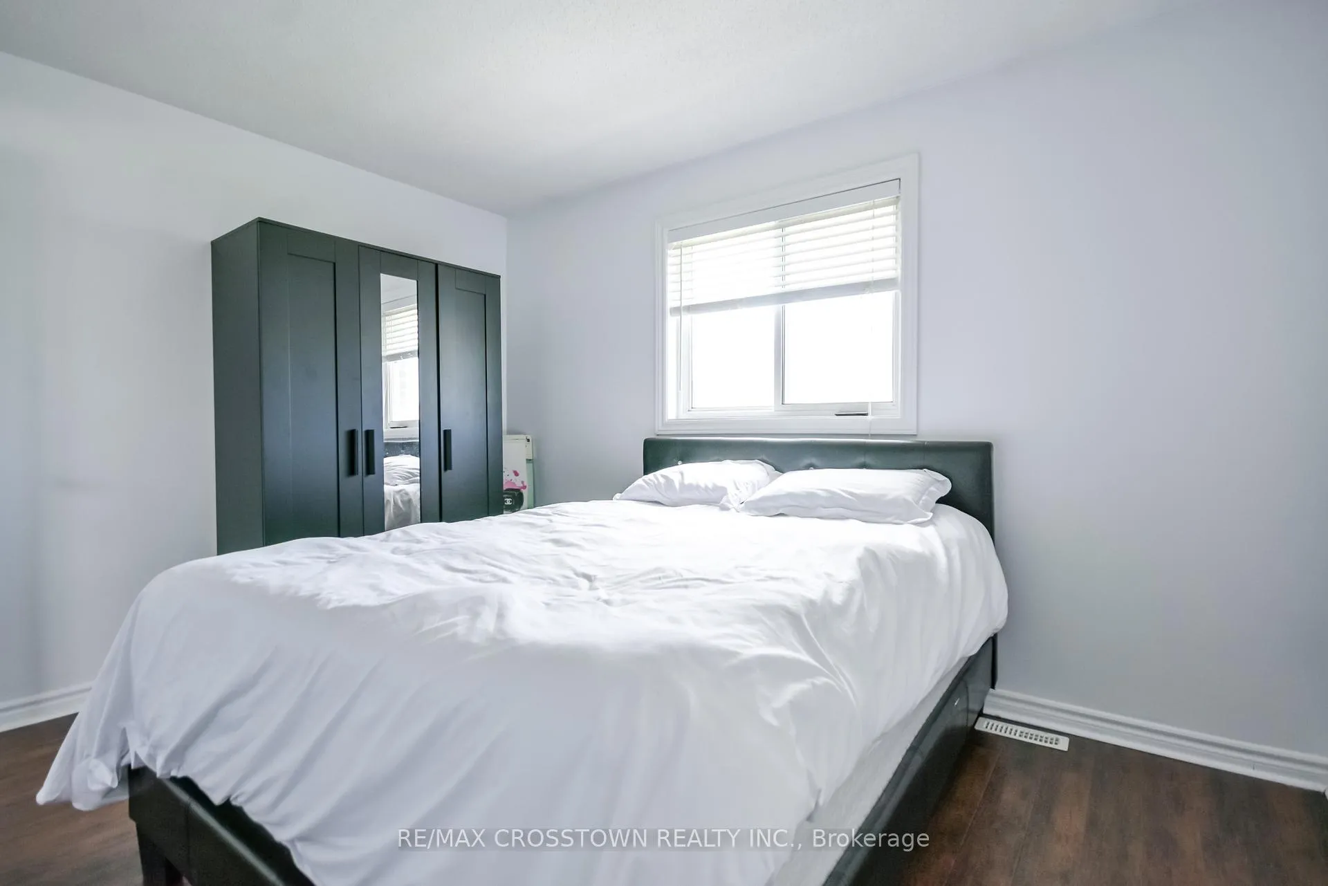 Photo 27 of 116 Esther Drive, Barrie, Painswick South — HOMEH