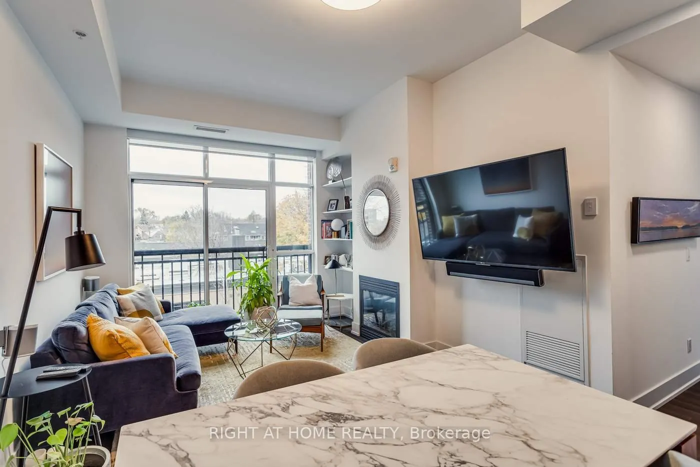 Photo 10 of Unit 409, 66 Kippendavie Avenue, Toronto, The Beaches — HOMEH