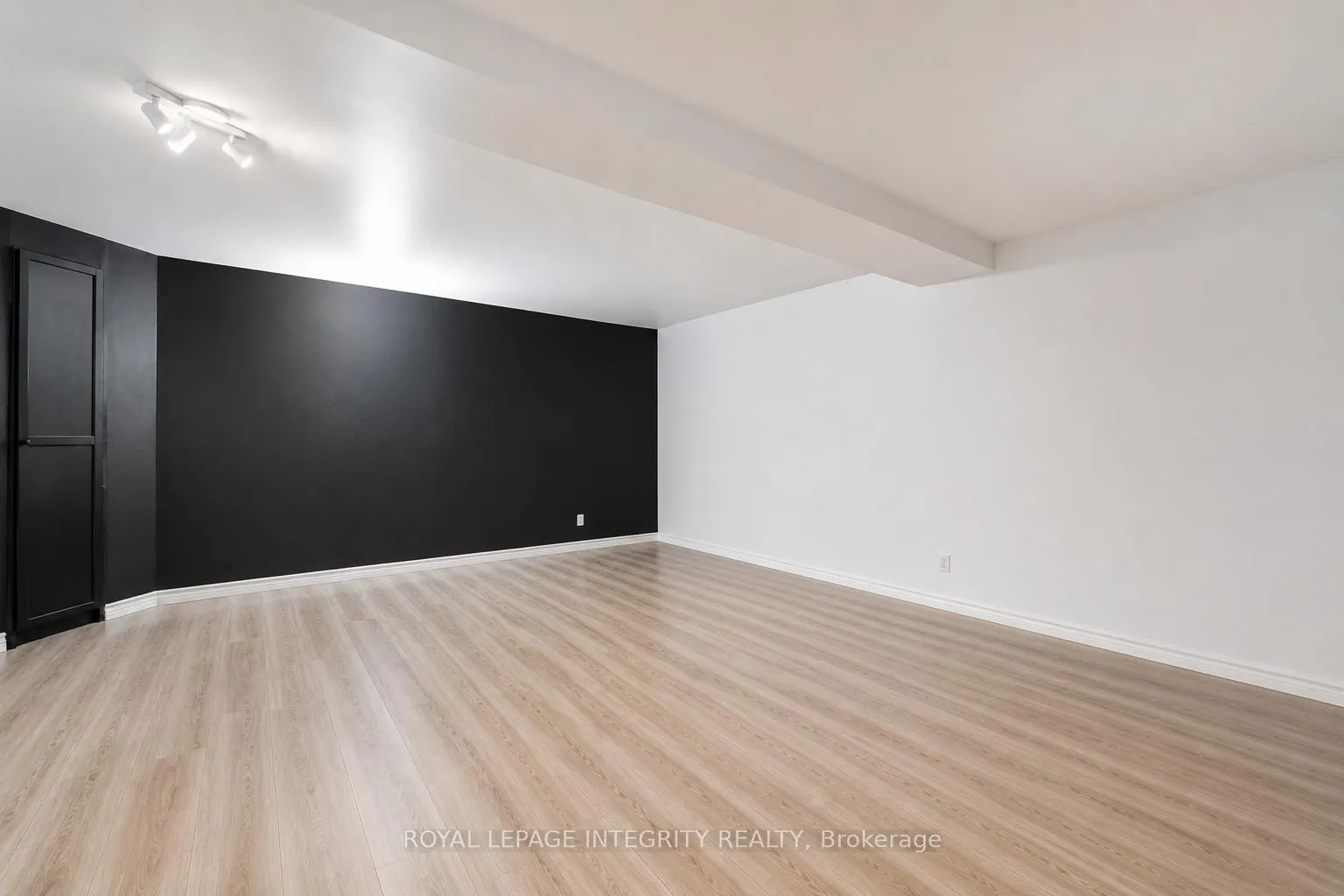 Photo 9 of Unit B, 46 Forester Crescent, Ottawa, Westcliffe Estates — HOMEH