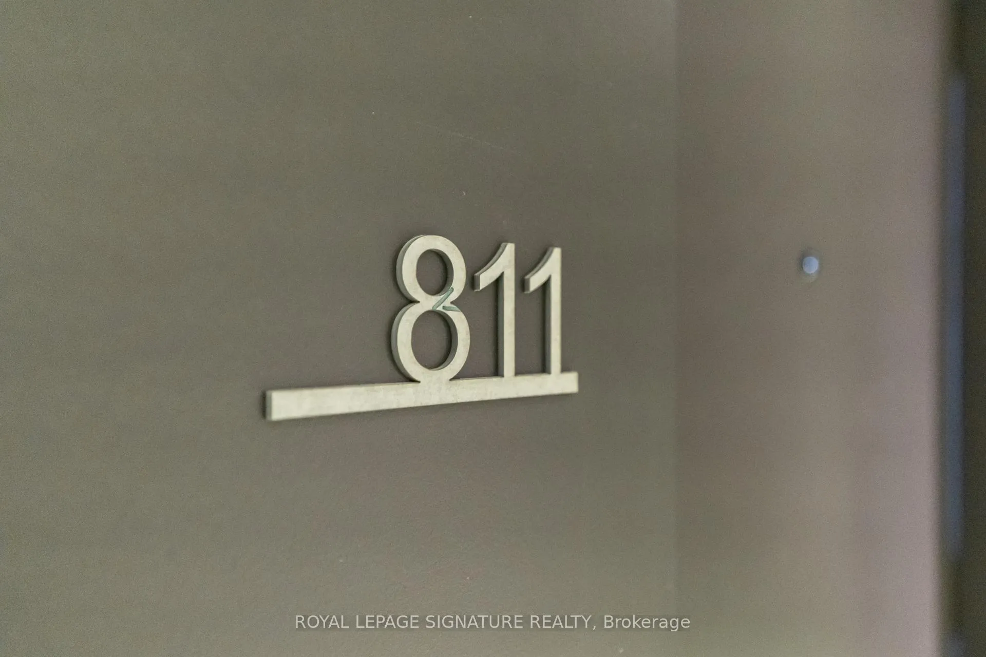 Photo 6 of Unit 811, 2075 Lakeshore Road, Burlington, Brant — HOMEH