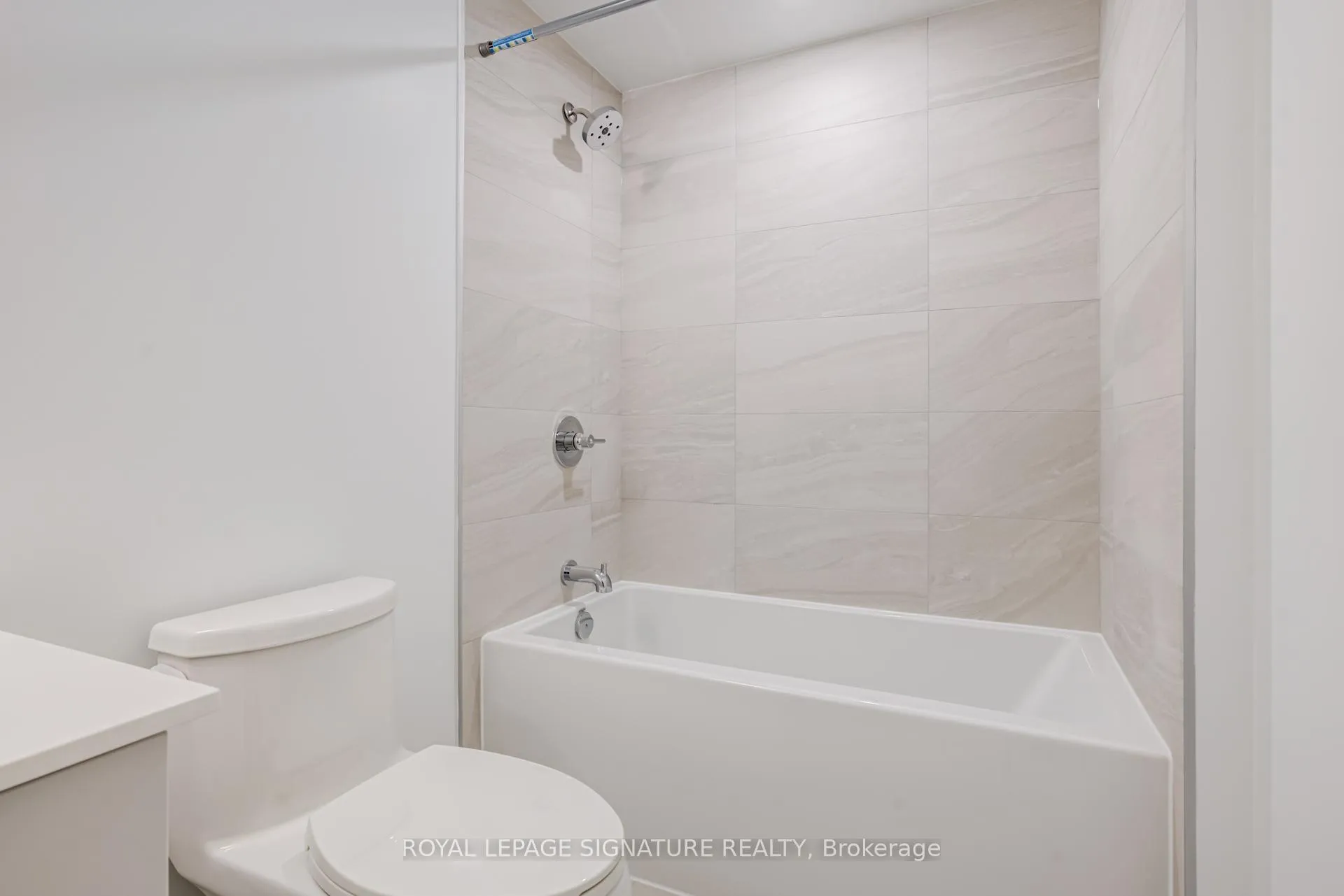 Photo 20 of Unit 811, 2075 Lakeshore Road, Burlington, Brant — HOMEH