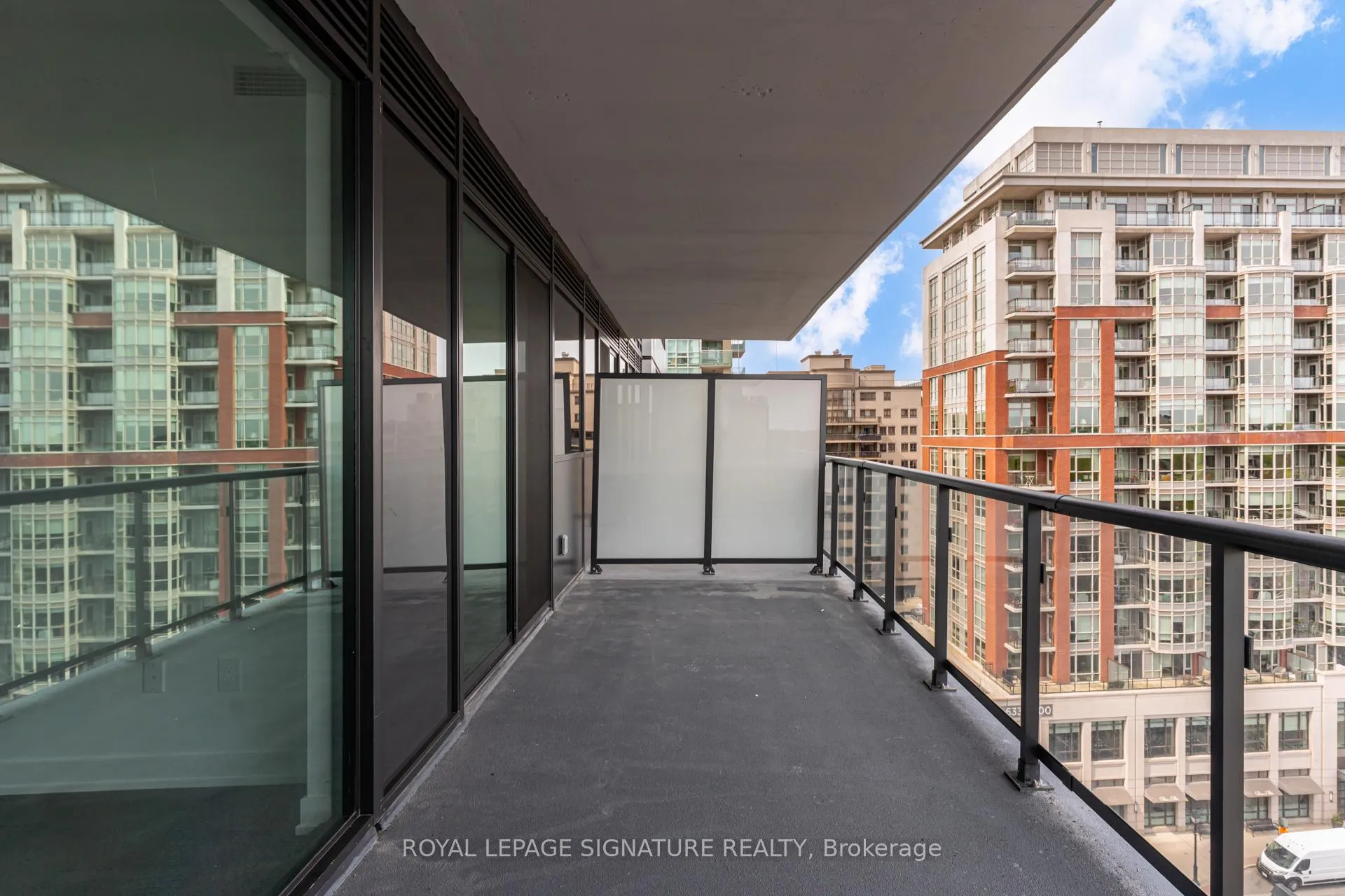 Photo 24 of Unit 811, 2075 Lakeshore Road, Burlington, Brant — HOMEH