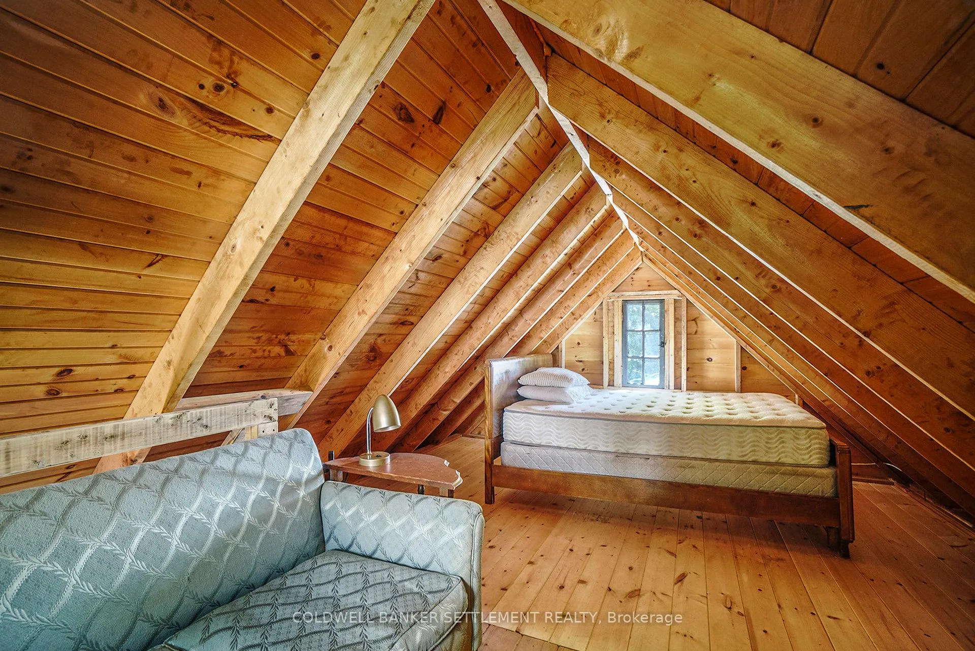 Photo 22 of Walnut Island, Rideau Lakes, Rideau Lakes (South Crosby) Twp — HOMEH