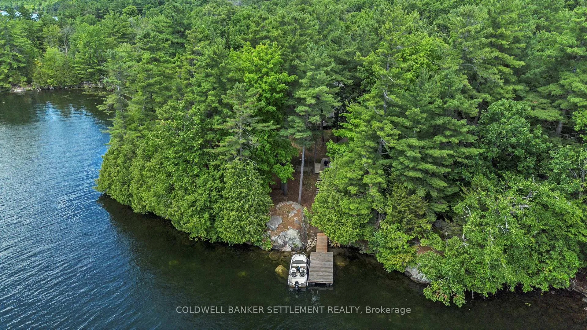 Photo 27 of Walnut Island, Rideau Lakes, Rideau Lakes (South Crosby) Twp — HOMEH