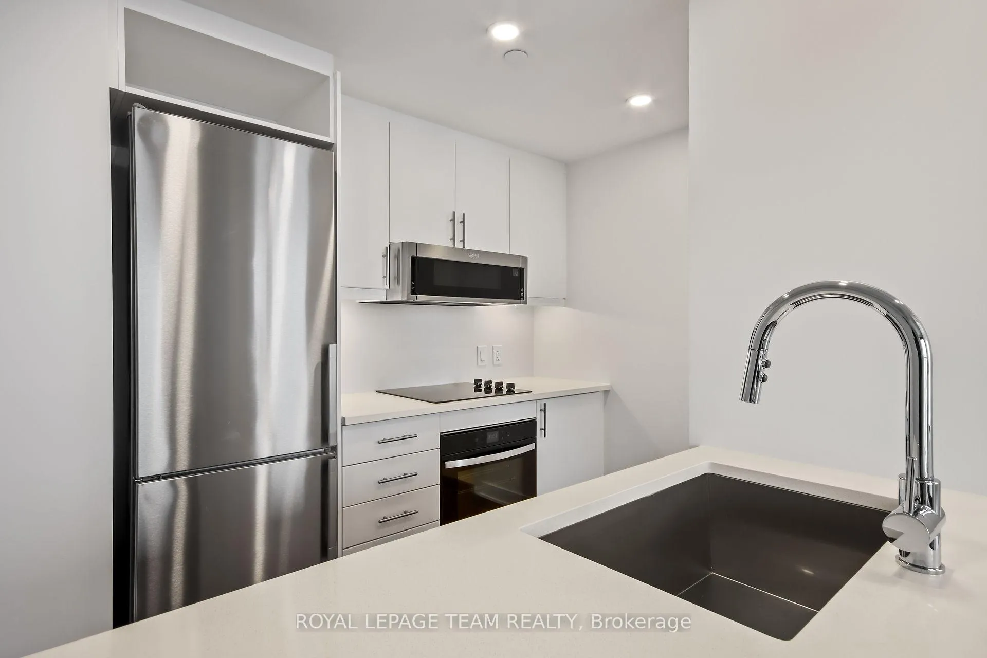 Photo 8 of Unit 2402, 340 Queen Street, Ottawa, Ottawa Centre — HOMEH