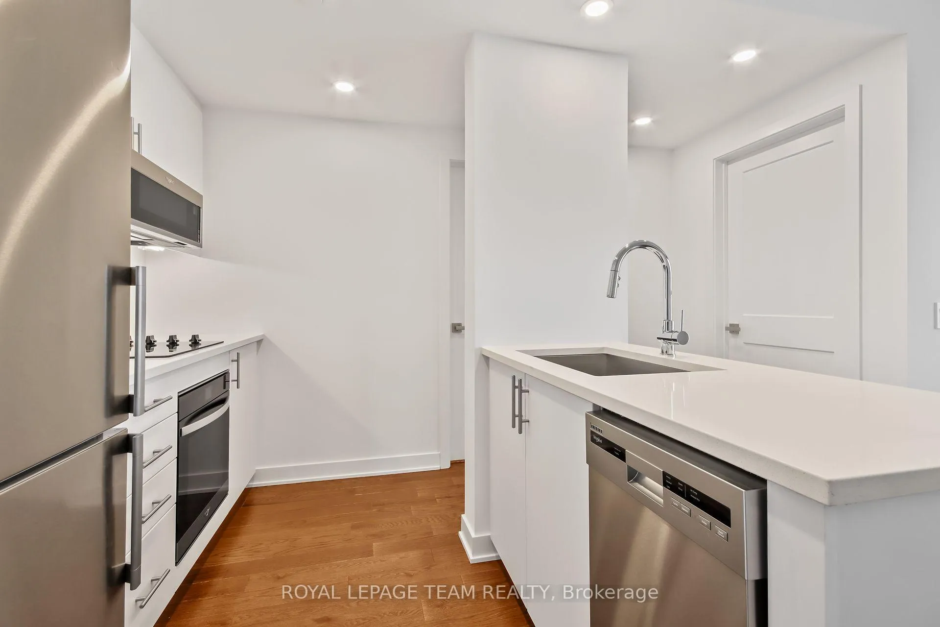 Photo 9 of Unit 2402, 340 Queen Street, Ottawa, Ottawa Centre — HOMEH