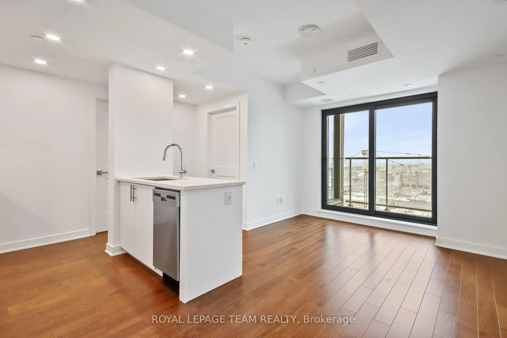 Photo 12 of Unit 2402, 340 Queen Street, Ottawa, Ottawa Centre — HOMEH