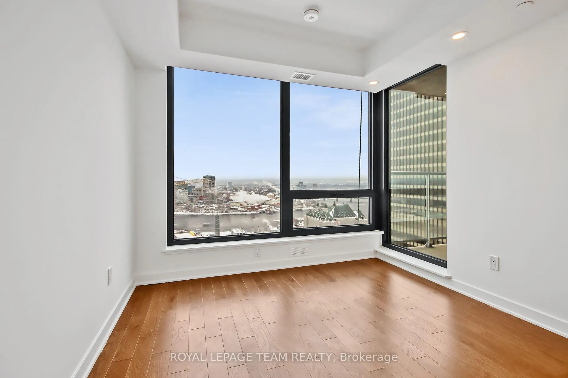 Photo 14 of Unit 2402, 340 Queen Street, Ottawa, Ottawa Centre — HOMEH