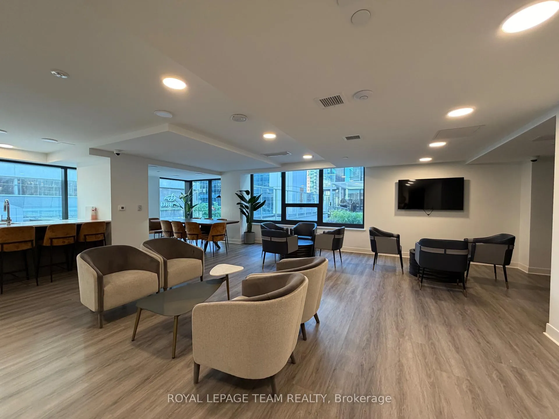 Photo 32 of Unit 2402, 340 Queen Street, Ottawa, Ottawa Centre — HOMEH