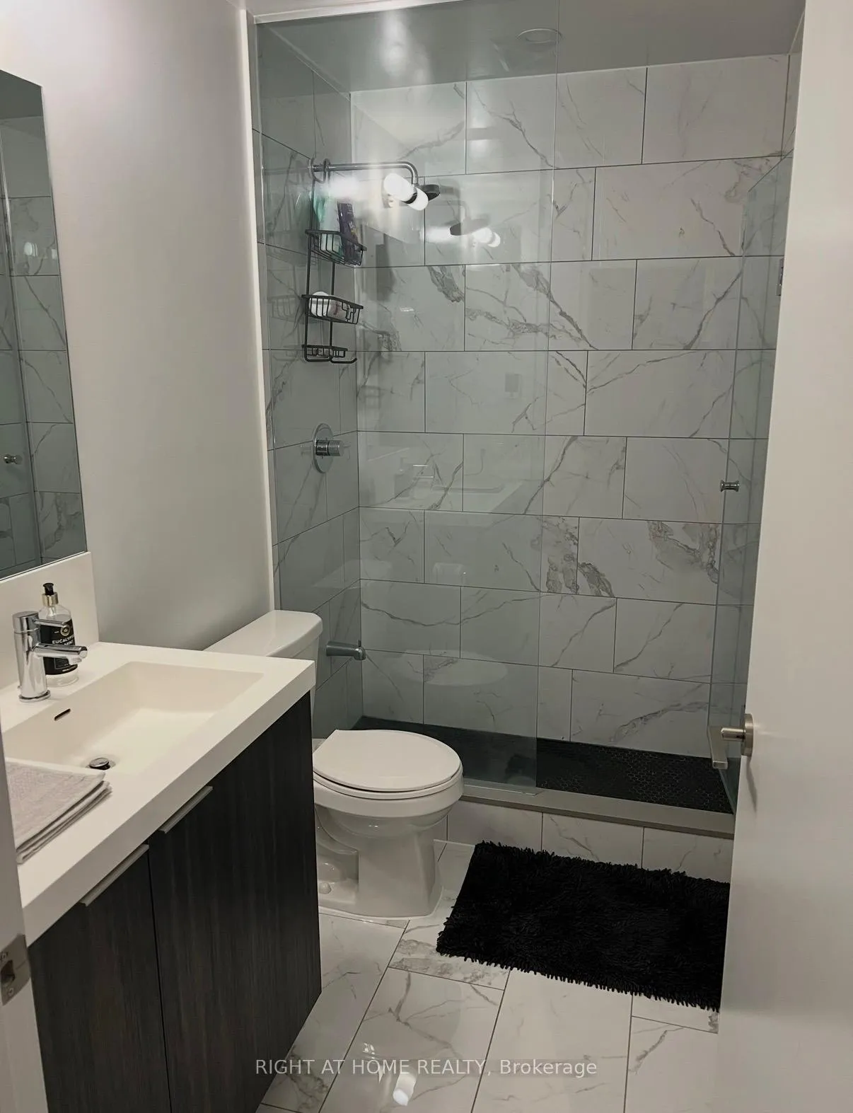 Photo 4 of Unit 1701, 225 Sumach Street, Toronto, Regent Park — HOMEH
