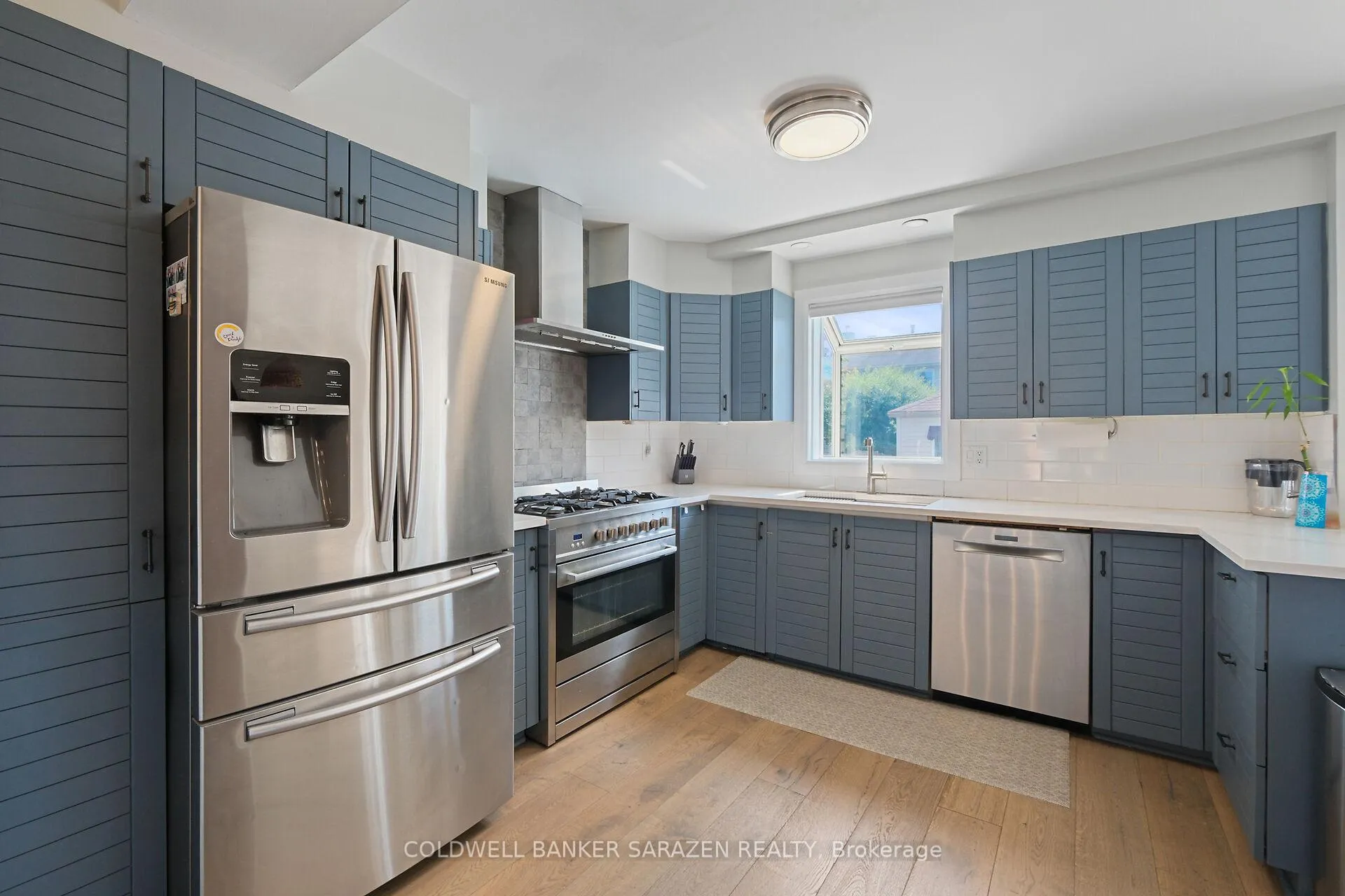 Photo 4 of 1709 Caminiti Crescent, Ottawa, Fallingbrook/Pineridge — HOMEH