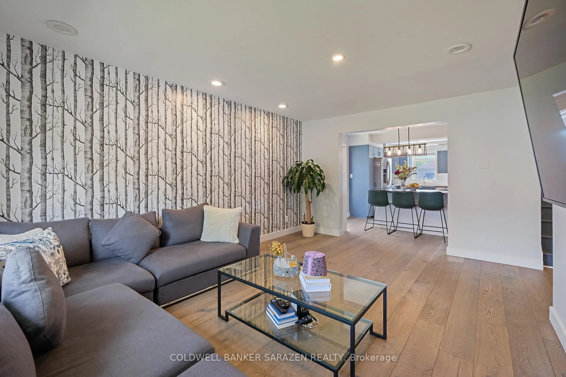 Photo 15 of 1709 Caminiti Crescent, Ottawa, Fallingbrook/Pineridge — HOMEH