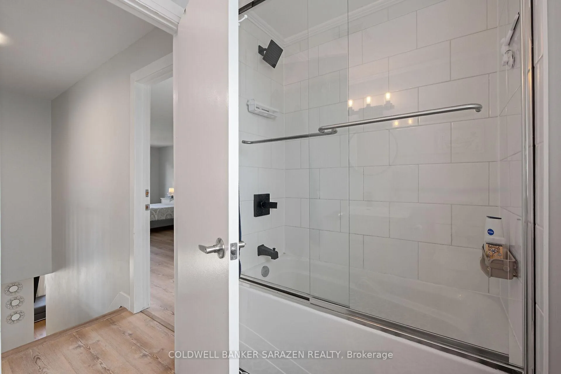 Photo 33 of 1709 Caminiti Crescent, Ottawa, Fallingbrook/Pineridge — HOMEH