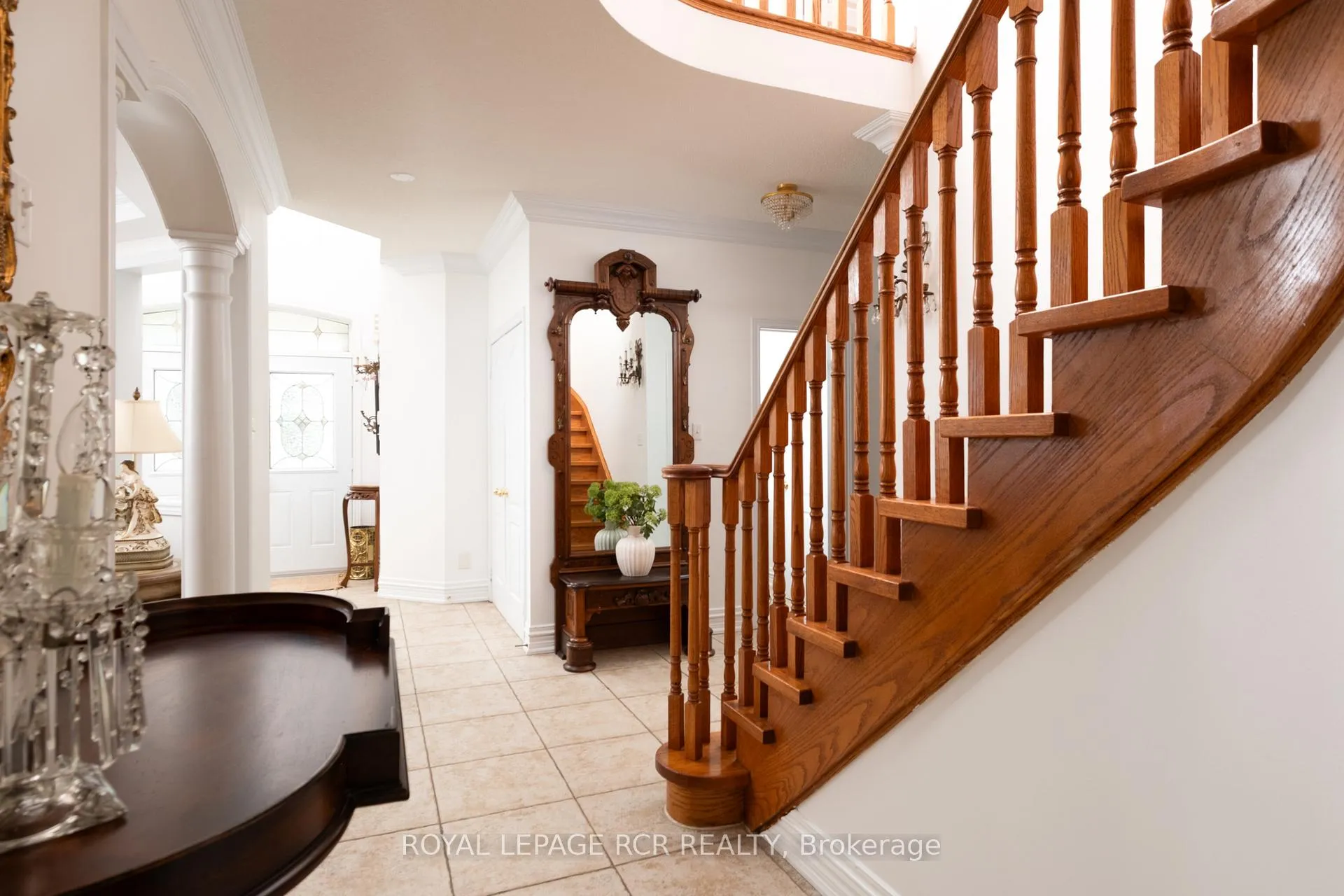 Photo 14 of 32 Dokkum Crescent, Brampton, Snelgrove — HOMEH