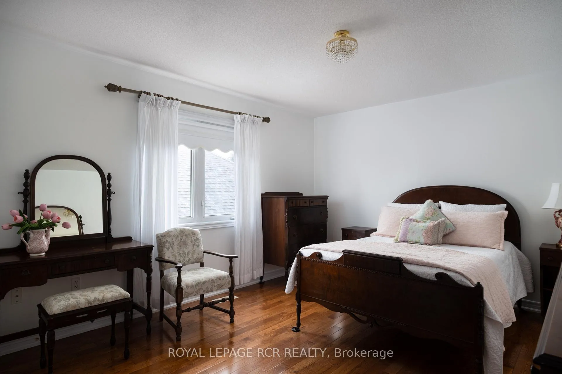 Photo 32 of 32 Dokkum Crescent, Brampton, Snelgrove — HOMEH