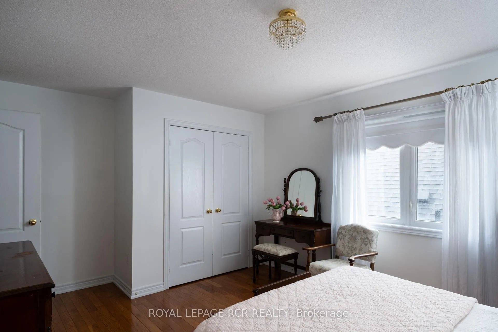 Photo 33 of 32 Dokkum Crescent, Brampton, Snelgrove — HOMEH